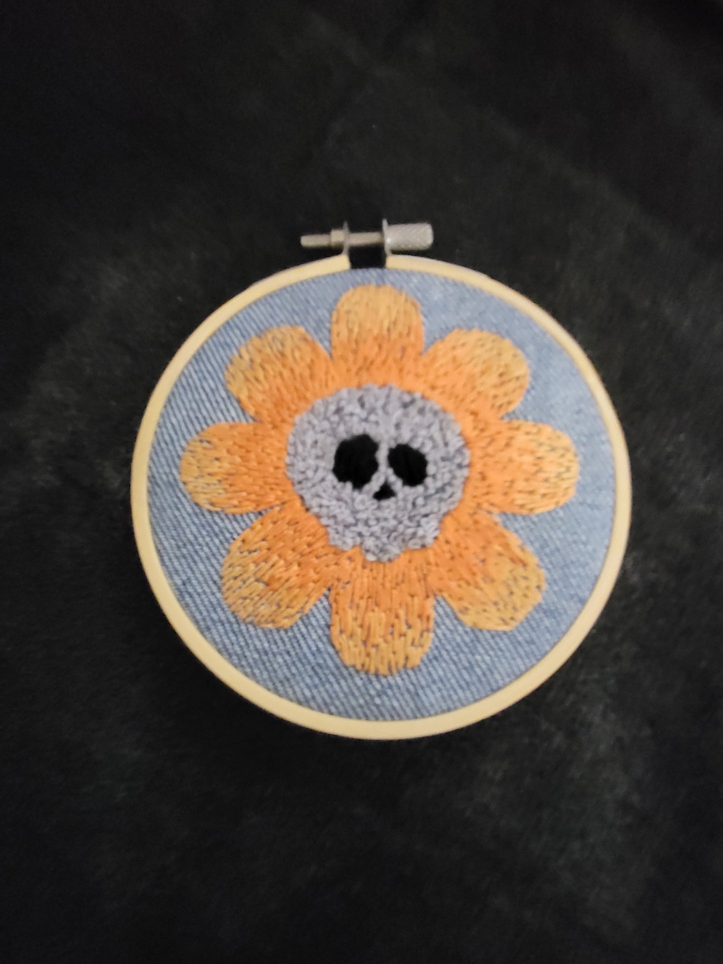 Wall hanging Skull Flower