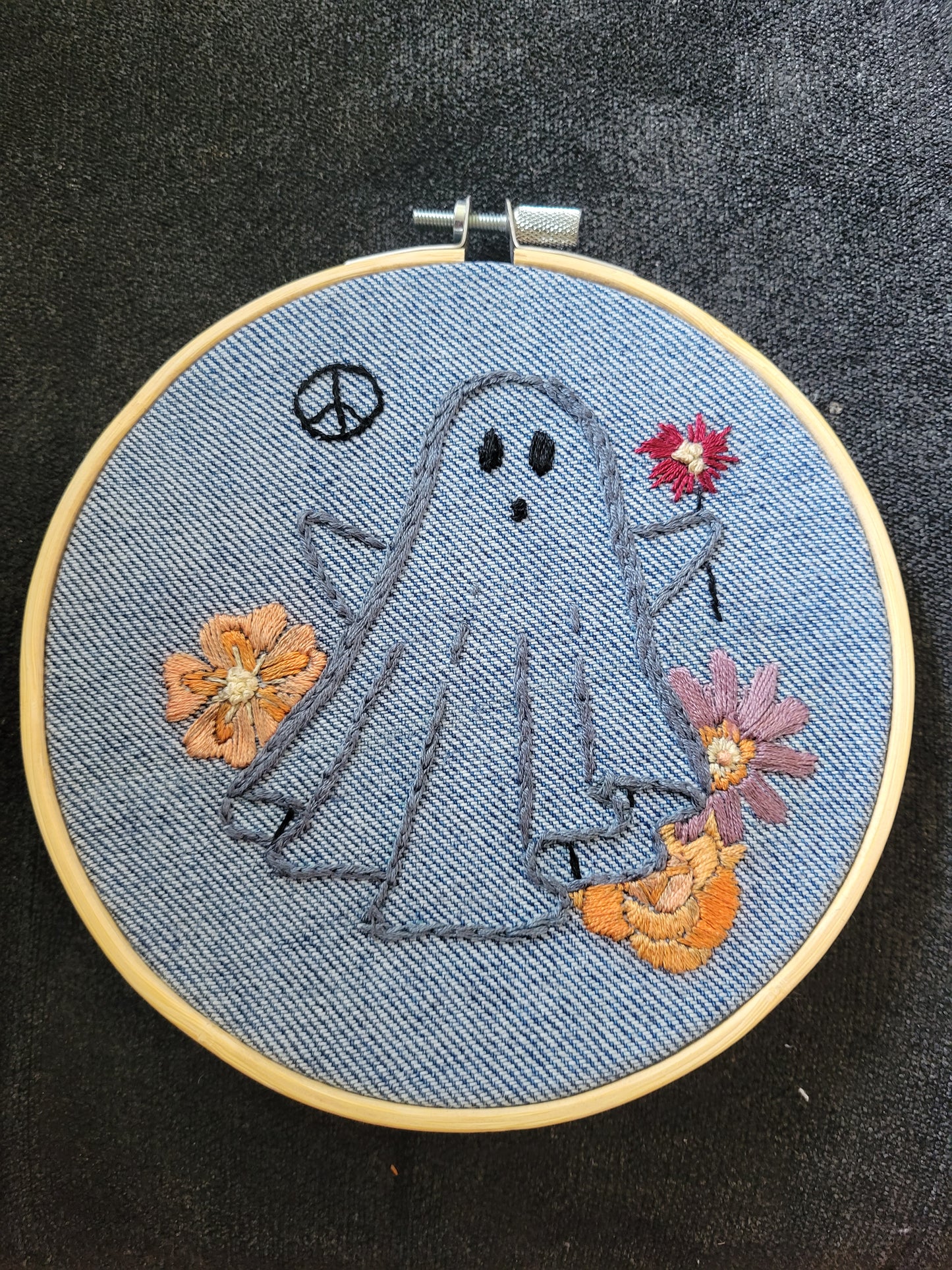 Wall hanging Ghost